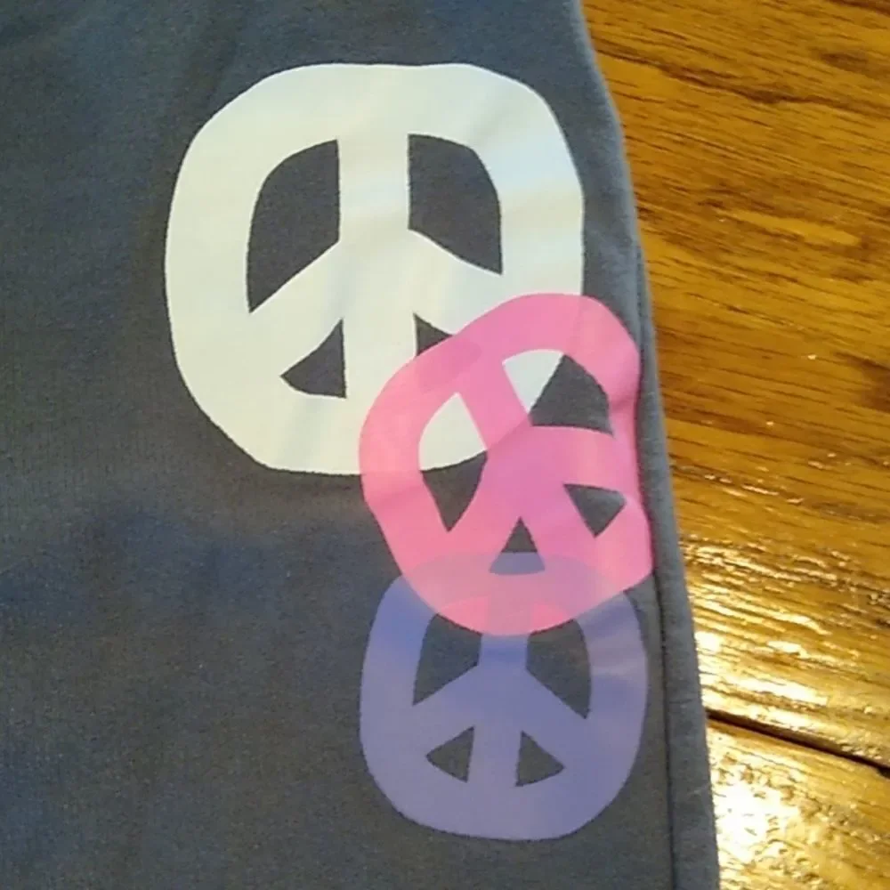 8/$20 Old Navy at 5 Girls Sweatpants